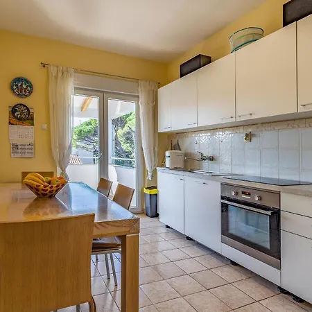 2 Bedroom Stunning In * Pula