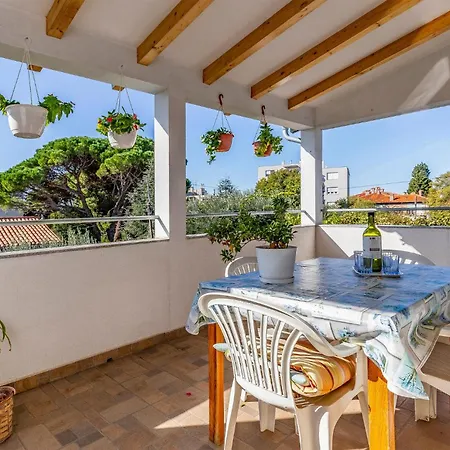2 Bedroom Gorgeous In * Pula
