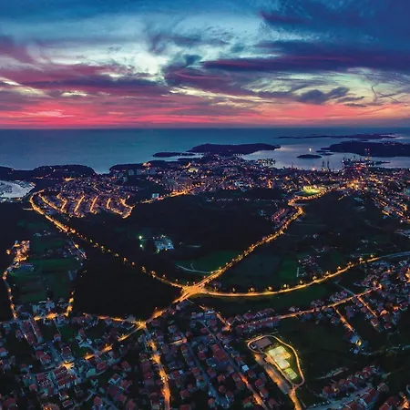 2 Bedroom Gorgeous In