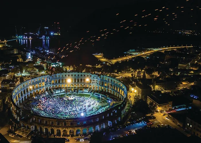 דירה 2 Bedroom Gorgeous In