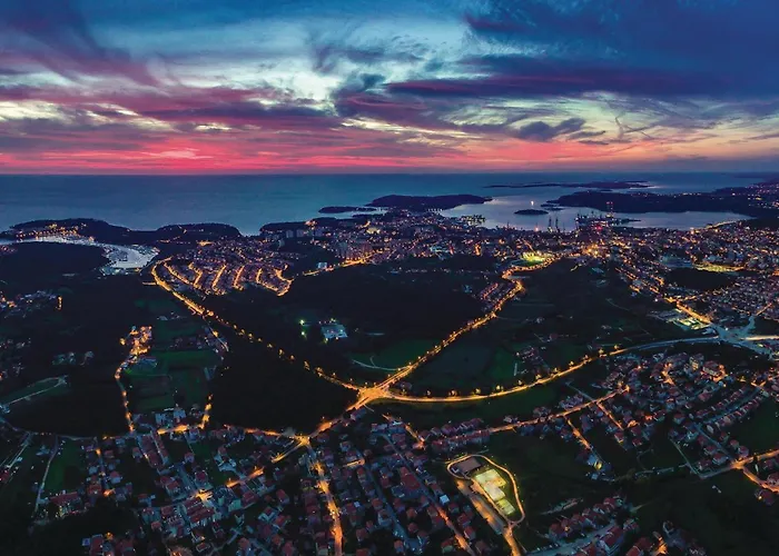 2 Bedroom Gorgeous In