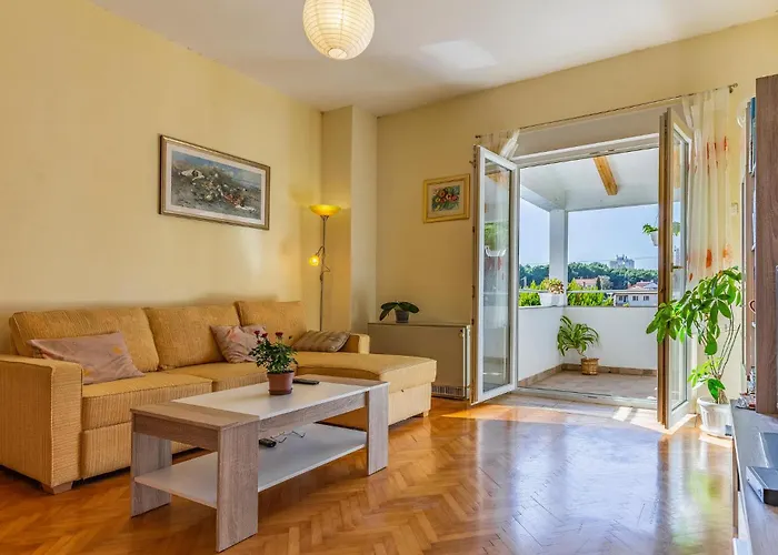 2 Bedroom Gorgeous In * 普拉